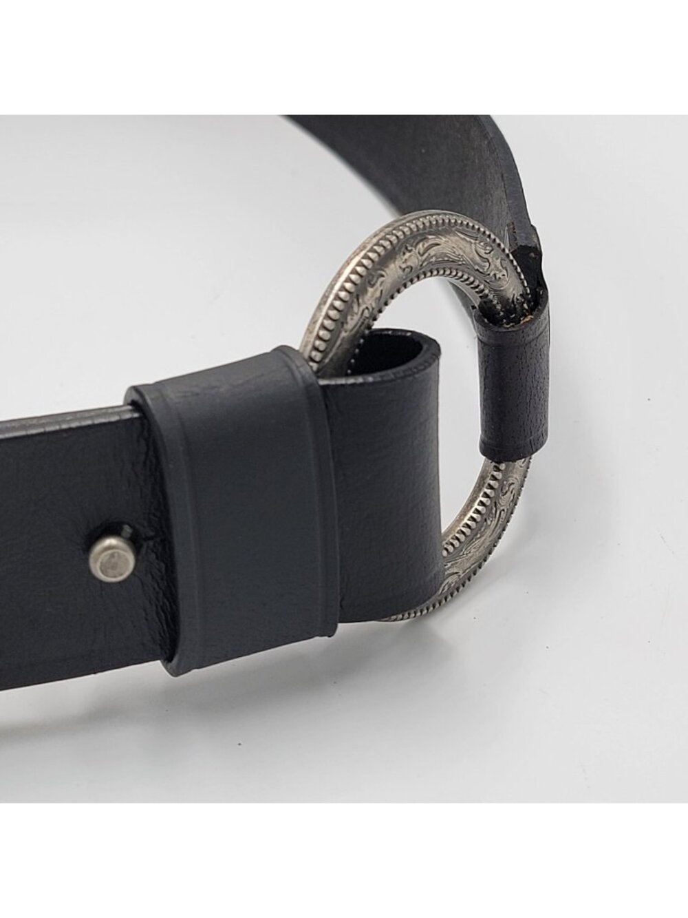 Vtg Nine West  Black Leather Belt With Ornate Silver-Tone Round Buckle